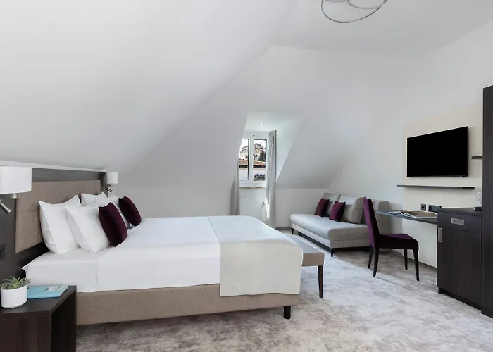 Grand Hotel Europe