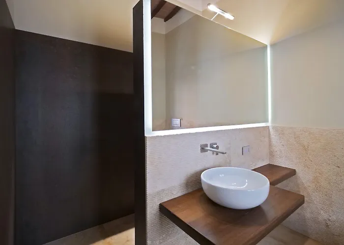 Delcorto Suites