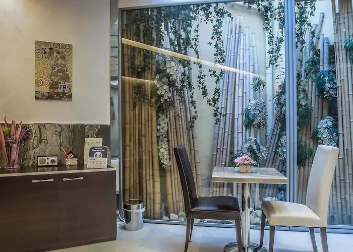 Catone District Hotel