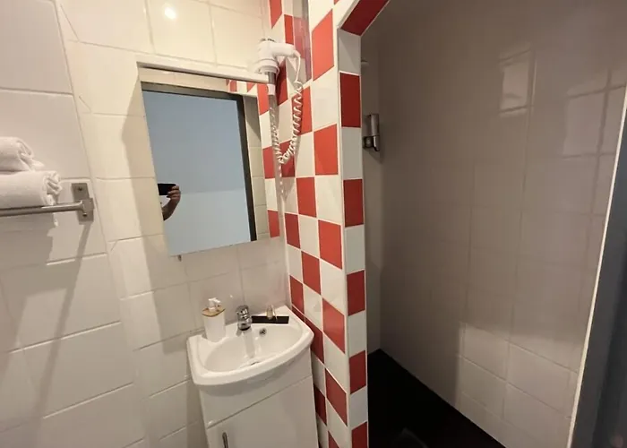 L'Oasis Montparnasse Hotel Paris
