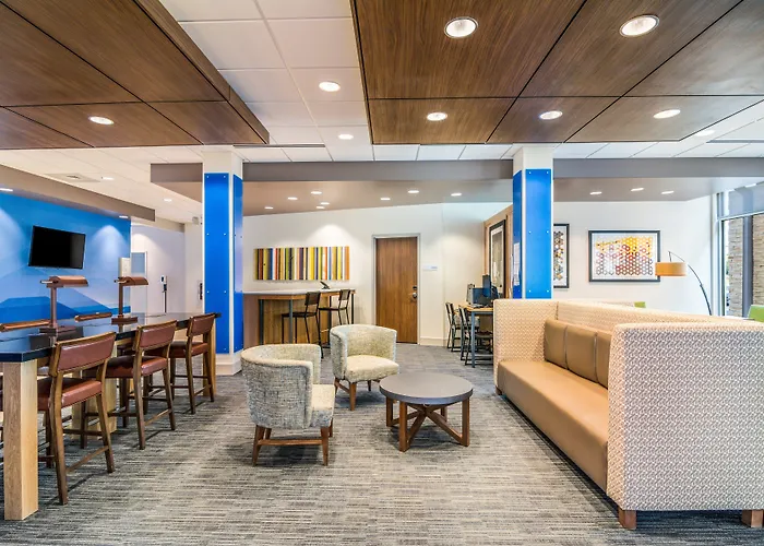 Holiday Inn Express & Suites - Asheboro By Ihg