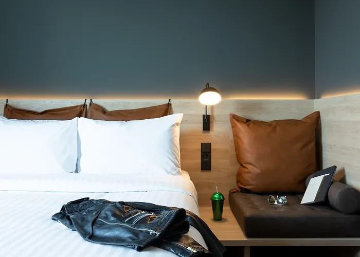 Hotels in Plymouth