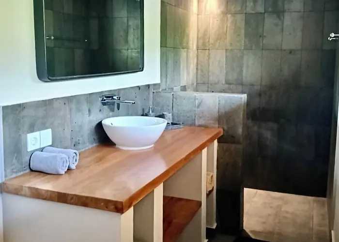 Emocean Beach Boutique Dive Resort
