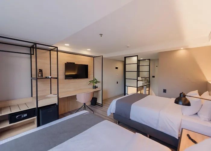 Lettera Hotel