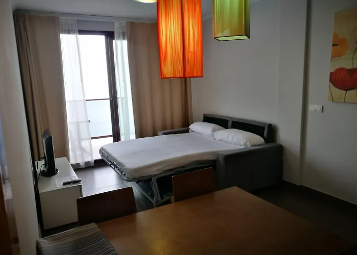 Aparthotel El Faro