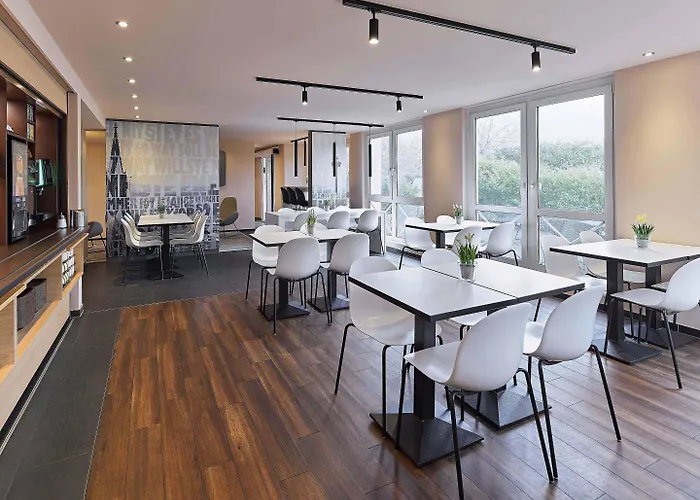 B&B Hotel Koeln-West