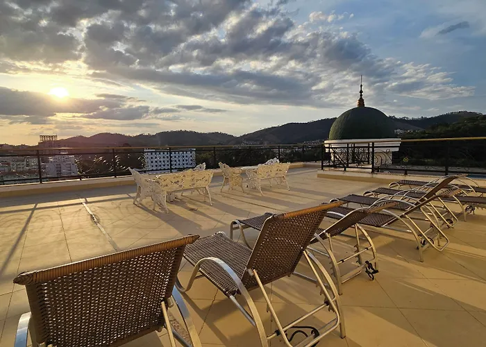 Carmen Palace Hotel