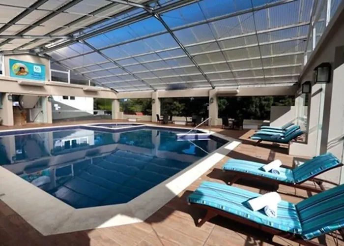 Tri Hotel