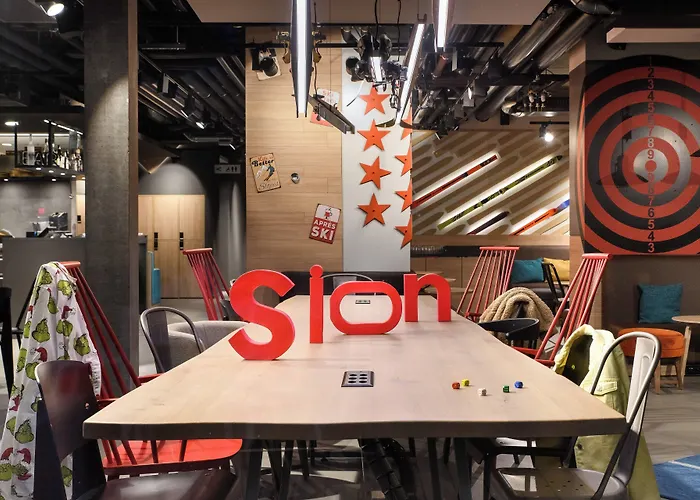 Hotel Moxy Sion
