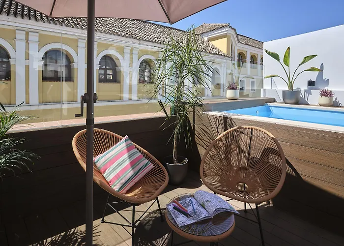 Sweet Sevilla Suites