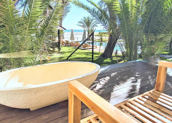 Botaniq Hotel Boutique