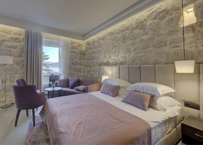 Hotels in Perast