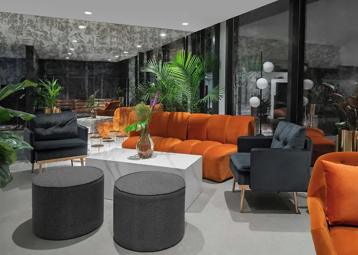 The English Hotel, Las Vegas, A Tribute Portfolio Hotel