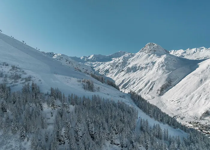 Hôtels de luxe à Val-dʼIsère