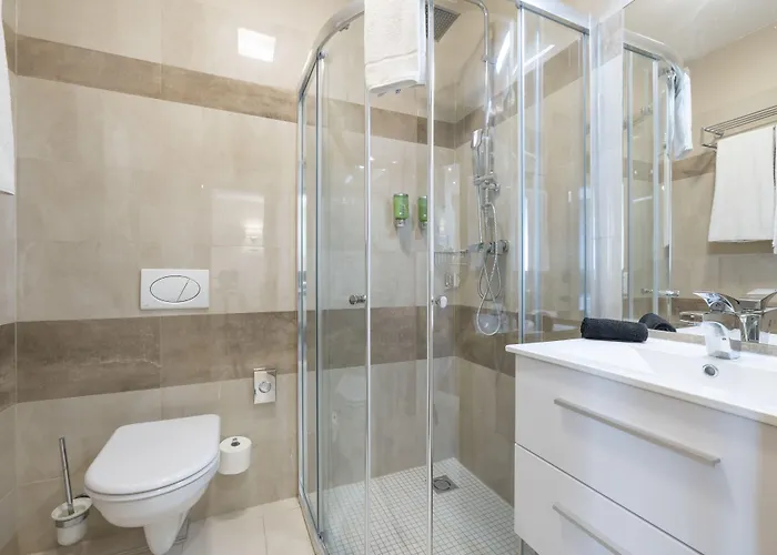 Silver Crown Hotel & Residence, Palace Quarter