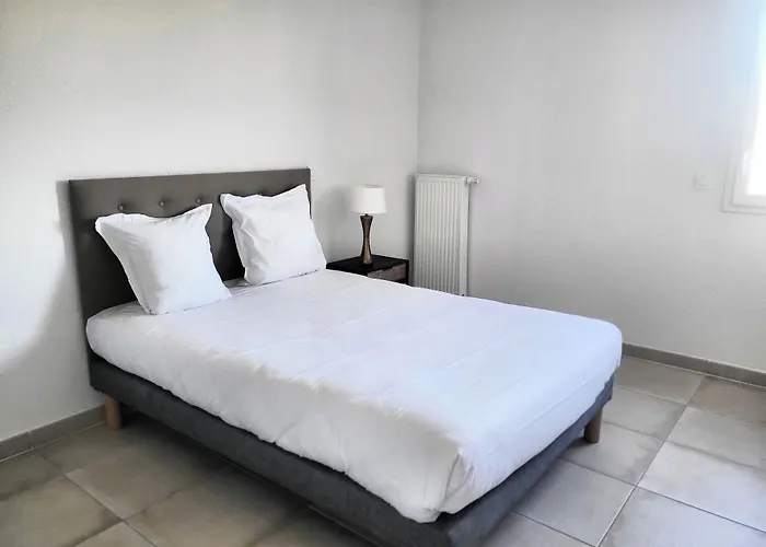 Zenao Appart'hotel Villeneuve les Avignon