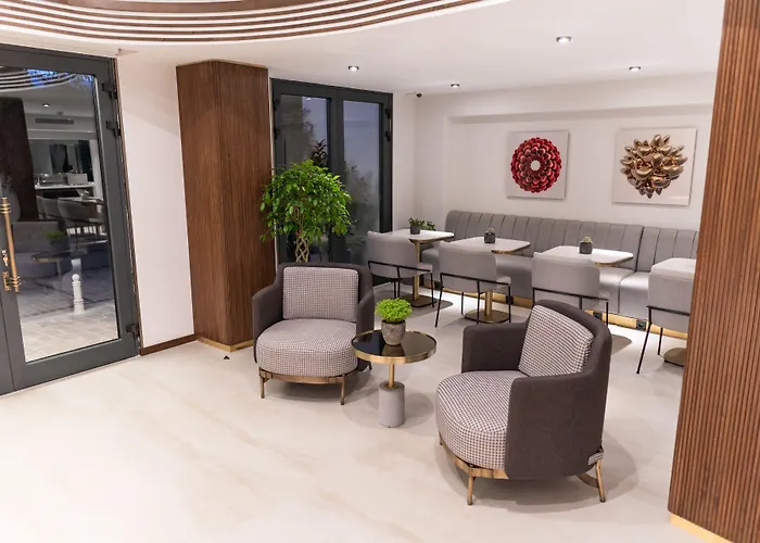 Meg Hotel