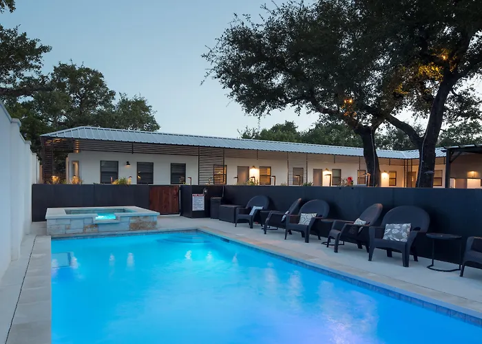 Hotel Flora And Fauna Wimberley
