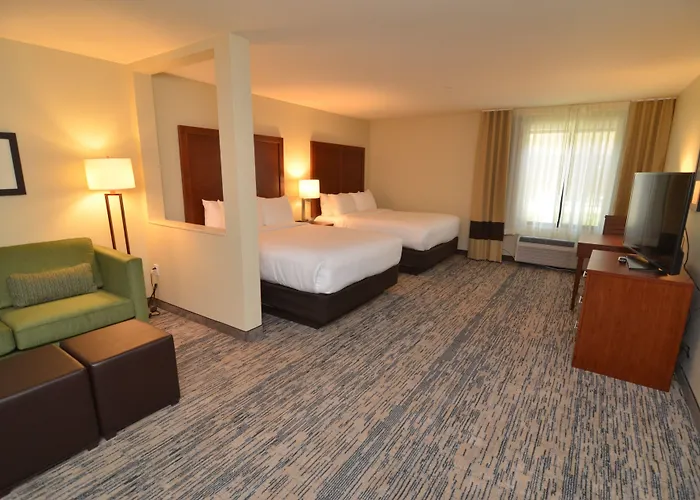 Comfort Inn & Suites West Des Moines