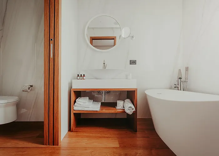 Baca Suites, Restaurant & Bar