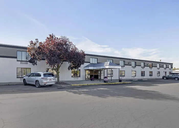Seaport Inn & Suites Lewiston