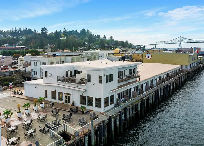 Bowline Hotel Astoria