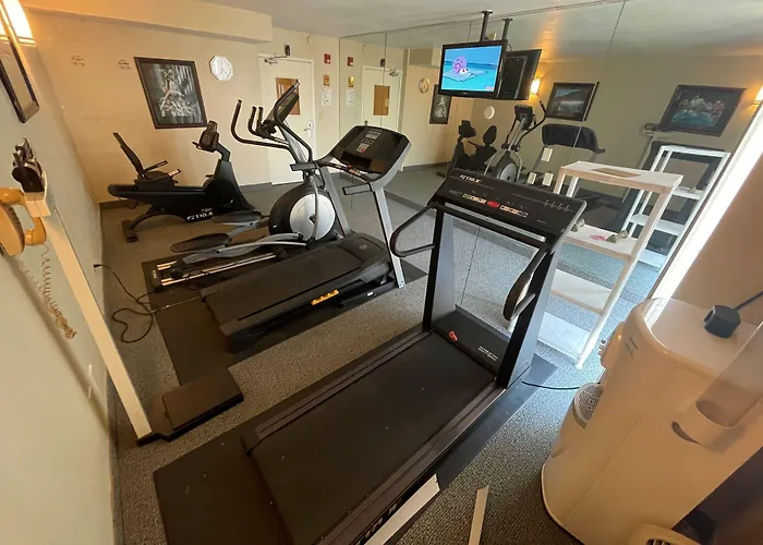 Garnet Inn & Suites, Orlando