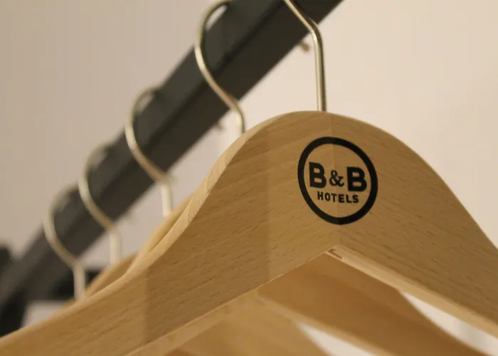 B&B HOTEL Nantes Centre