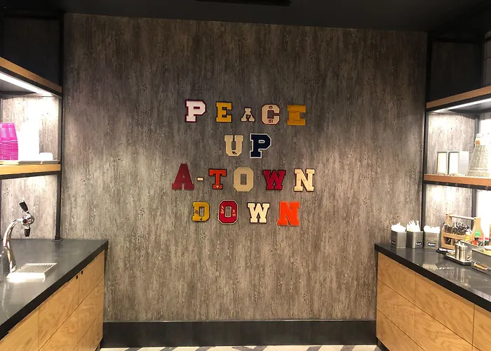 Moxy Atlanta Midtown Hotel
