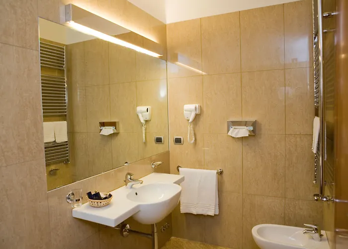 Hotel Airone