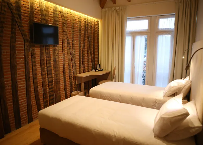 Muralha Charm House Lamego