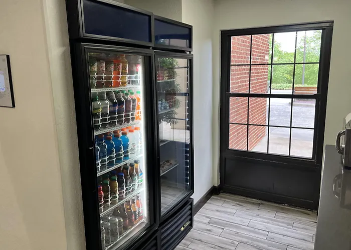 Four Points By Sheraton Greensboro Airport