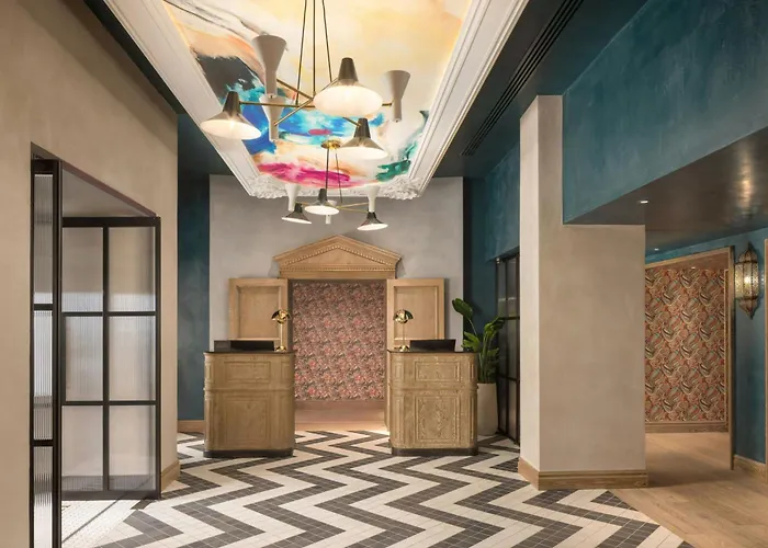 Corus Hyde Park Hotel