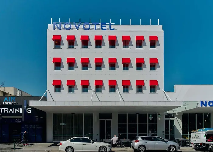 Woori Yallock Hotels