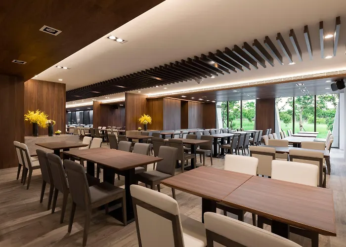 Lakeshore Hotel Yilan
