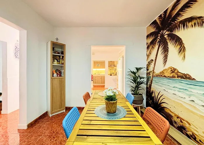 Hostel Banana Surf House Los Cristianos 