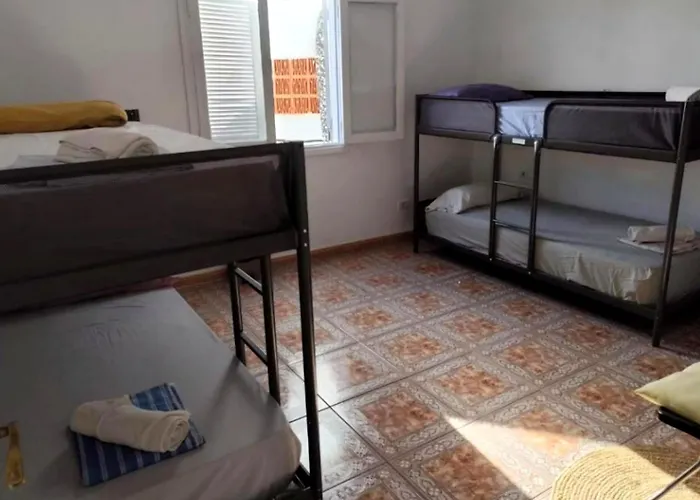 Hostel Banana Surf House Los Cristianos 