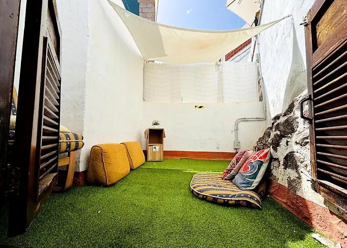 Hostel Banana Surf House Los Cristianos 