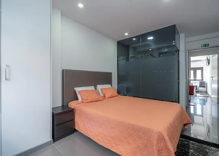 Ergosuites