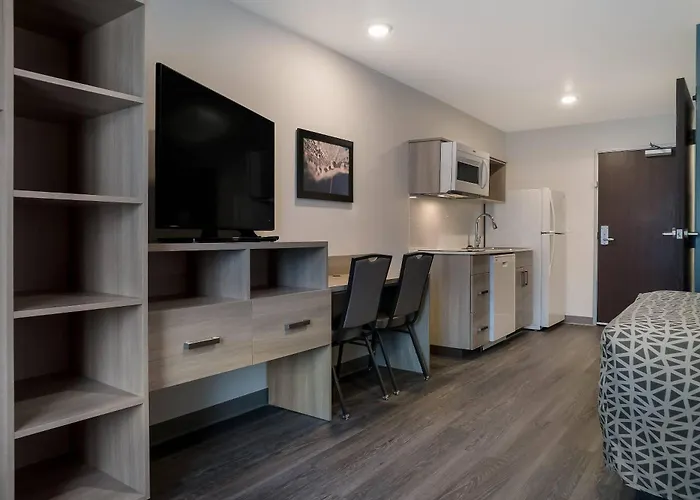 Woodspring Suites Detroit Sterling Heights