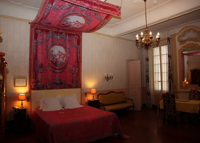 Hotel Du Fiacre Carpentras