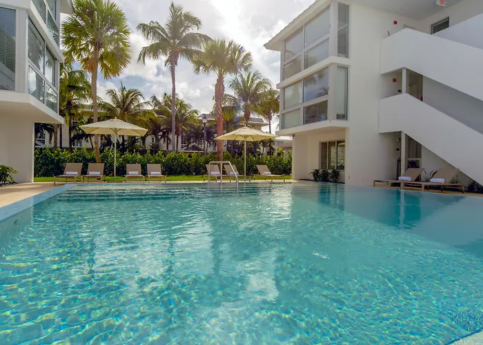 Beach Haus Key Biscayne Contemporary Apartments