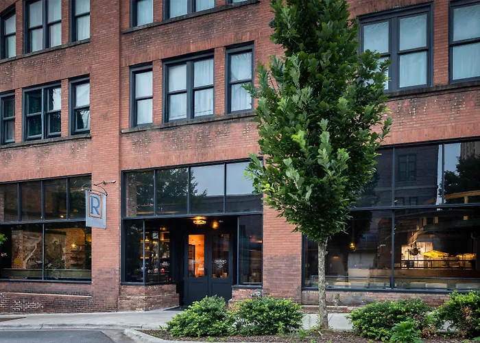 Foundry Hotel Asheville, Curio Collection By Hilton