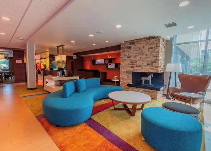 Fairfield Inn & Suites By Marriott Atlanta Woodstock