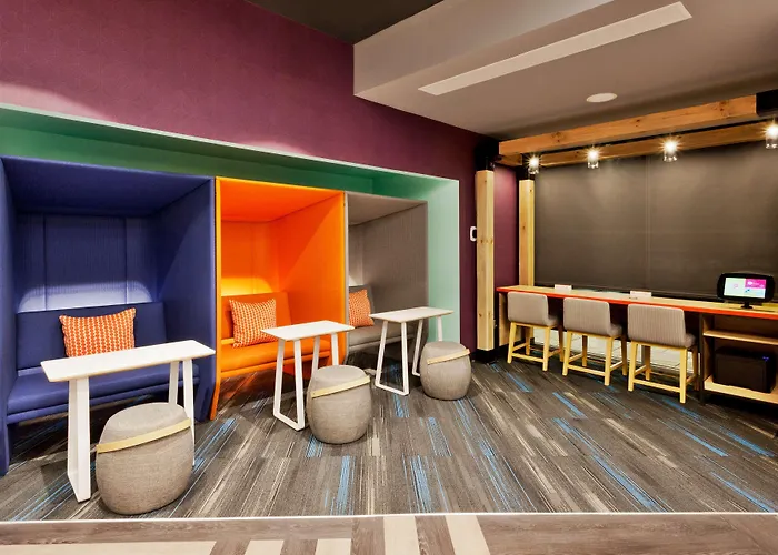 Tru By Hilton Auburn Hotel