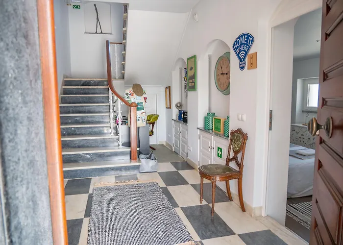 Azen Cool House Acomodação com café da manhã Azenhas do Mar