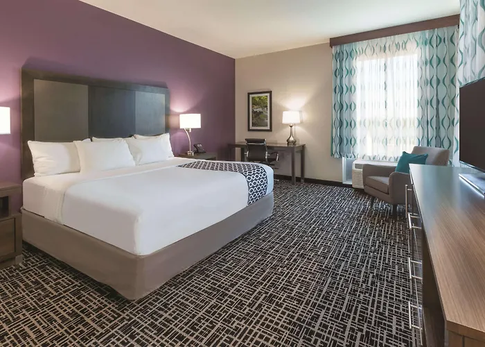 La Quinta By Wyndham Terre Haute