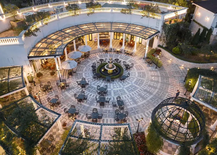 Silk Path Grand Sapa Resort & Spa