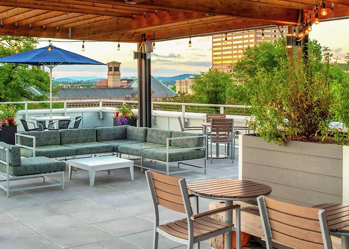 Hampton Inn And Suites By Hilton Portland-Pearl District