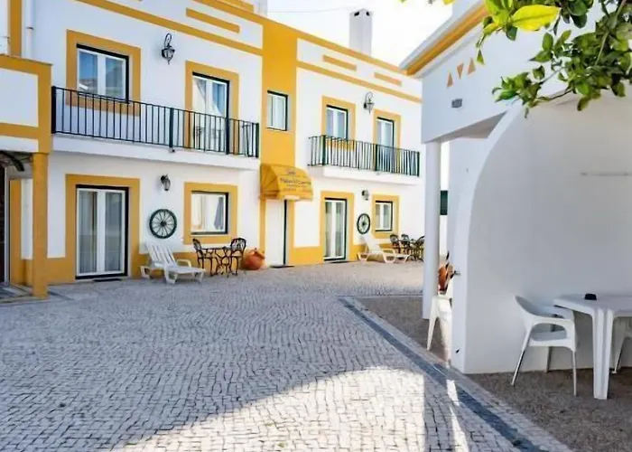 Apartamentos Pátio Victória by Umbral Vila Nova de Milfontes